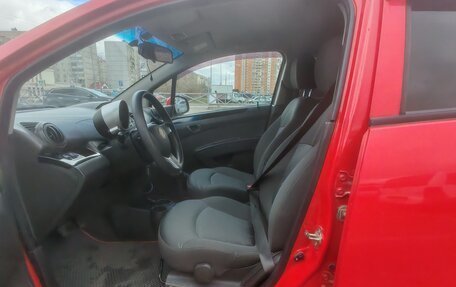 Chevrolet Spark III, 2011 год, 650 000 рублей, 10 фотография