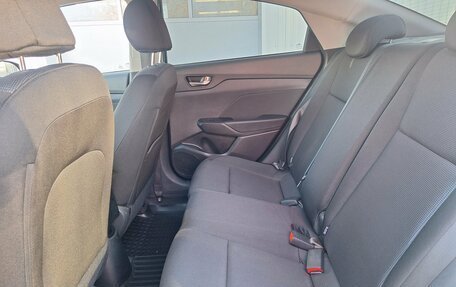 Hyundai Solaris II рестайлинг, 2017 год, 1 450 000 рублей, 21 фотография