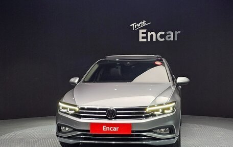 Volkswagen Passat B8 рестайлинг, 2022 год, 2 602 000 рублей, 3 фотография