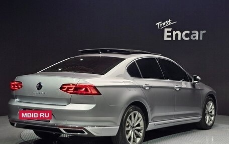 Volkswagen Passat B8 рестайлинг, 2022 год, 2 602 000 рублей, 2 фотография