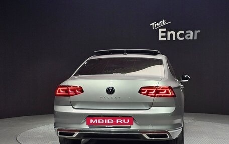 Volkswagen Passat B8 рестайлинг, 2022 год, 2 602 000 рублей, 4 фотография