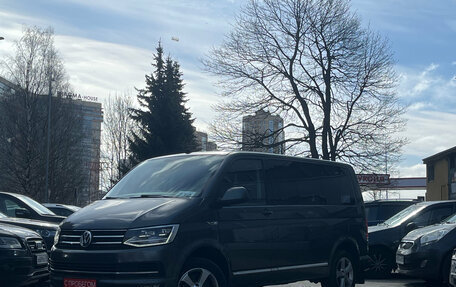 Volkswagen Caravelle T6 рестайлинг, 2017 год, 3 599 000 рублей, 3 фотография