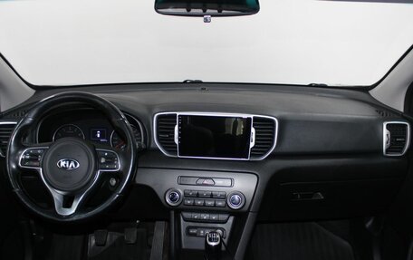 KIA Sportage IV рестайлинг, 2017 год, 1 799 900 рублей, 7 фотография