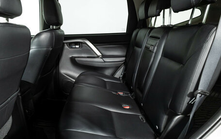 Mitsubishi Pajero Sport III рестайлинг, 2021 год, 4 199 700 рублей, 10 фотография