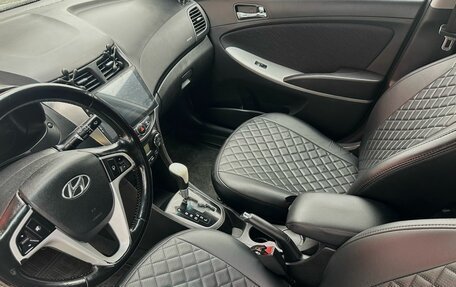 Hyundai Solaris II рестайлинг, 2013 год, 950 000 рублей, 9 фотография