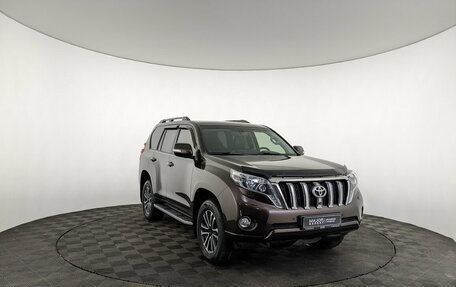 Toyota Land Cruiser Prado 150 рестайлинг 2, 2016 год, 3 350 000 рублей, 3 фотография