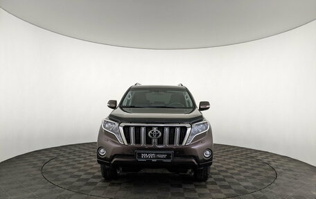 Toyota Land Cruiser Prado 150 рестайлинг 2, 2016 год, 3 350 000 рублей, 2 фотография