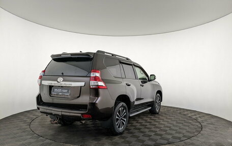 Toyota Land Cruiser Prado 150 рестайлинг 2, 2016 год, 3 350 000 рублей, 5 фотография