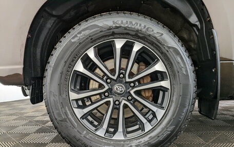 Toyota Land Cruiser Prado 150 рестайлинг 2, 2016 год, 3 350 000 рублей, 18 фотография