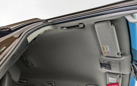 Toyota Land Cruiser Prado 150 рестайлинг 2, 2016 год, 3 350 000 рублей, 23 фотография