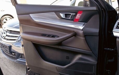 Chery Tiggo 8 Pro, 2022 год, 1 895 000 рублей, 12 фотография