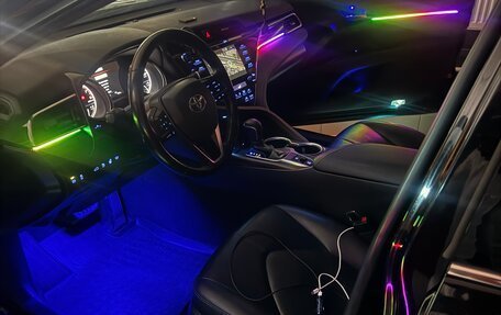 Toyota Camry, 2018 год, 2 550 000 рублей, 12 фотография