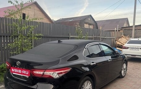 Toyota Camry, 2018 год, 2 550 000 рублей, 7 фотография
