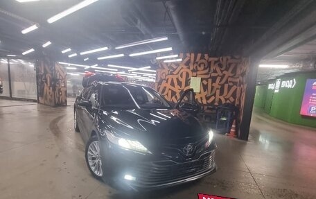 Toyota Camry, 2018 год, 2 550 000 рублей, 10 фотография