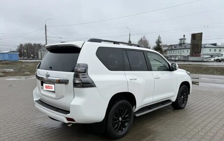 Toyota Land Cruiser Prado 150 рестайлинг 2, 2015 год, 3 675 000 рублей, 7 фотография