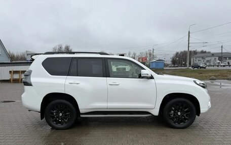 Toyota Land Cruiser Prado 150 рестайлинг 2, 2015 год, 3 675 000 рублей, 6 фотография
