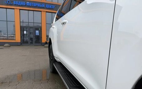 Toyota Land Cruiser Prado 150 рестайлинг 2, 2015 год, 3 675 000 рублей, 14 фотография