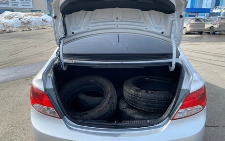 Hyundai Solaris II рестайлинг, 2013 год, 820 000 рублей, 7 фотография