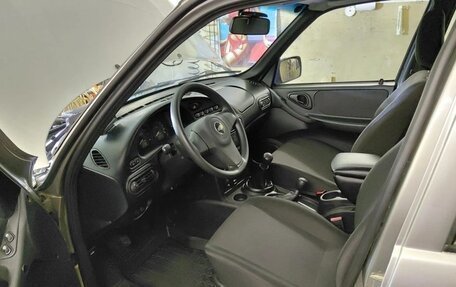 Chevrolet Niva I рестайлинг, 2018 год, 700 000 рублей, 12 фотография