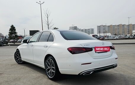Mercedes-Benz E-Класс, 2022 год, 5 850 000 рублей, 5 фотография