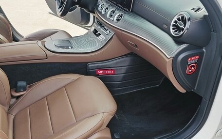 Mercedes-Benz E-Класс, 2022 год, 5 850 000 рублей, 12 фотография