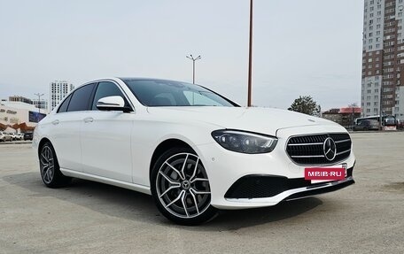 Mercedes-Benz E-Класс, 2022 год, 5 850 000 рублей, 8 фотография