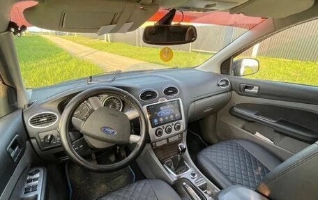 Ford Focus II рестайлинг, 2009 год, 700 000 рублей, 3 фотография