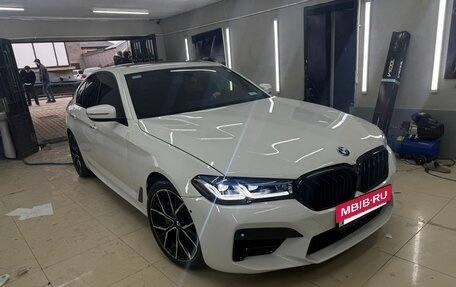 BMW 5 серия, 2018 год, 2 200 000 рублей, 3 фотография