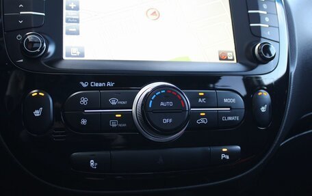 KIA Soul II рестайлинг, 2015 год, 1 479 000 рублей, 18 фотография