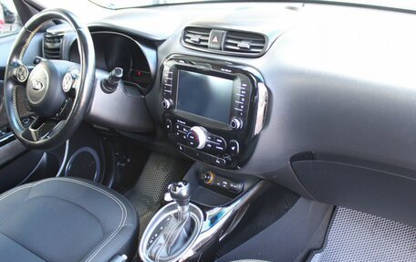 KIA Soul II рестайлинг, 2015 год, 1 479 000 рублей, 22 фотография