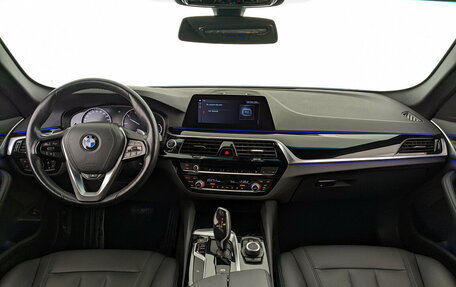 BMW 5 серия, 2019 год, 3 915 000 рублей, 14 фотография