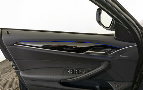 BMW 5 серия, 2019 год, 3 915 000 рублей, 19 фотография