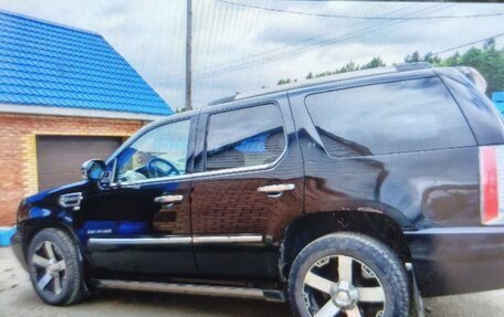 Cadillac Escalade III, 2010 год, 1 400 000 рублей, 5 фотография