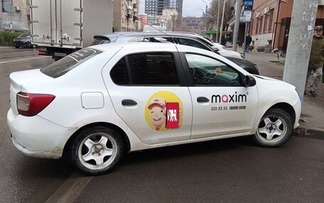 Renault Logan II, 2017 год, 333 000 рублей, 1 фотография