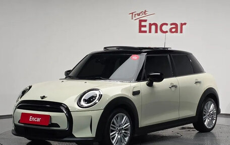 MINI Hatch, 2021 год, 2 017 000 рублей, 1 фотография