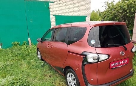 Toyota Sienta II, 2018 год, 1 325 000 рублей, 3 фотография