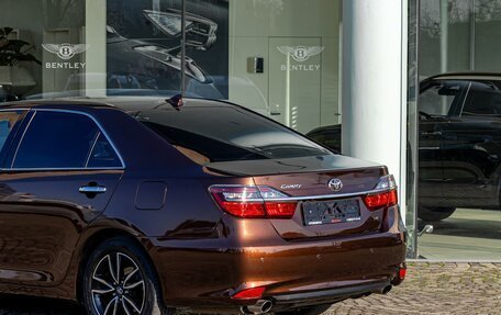 Toyota Camry, 2017 год, 2 195 000 рублей, 10 фотография