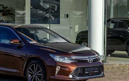 Toyota Camry, 2017 год, 2 195 000 рублей, 9 фотография