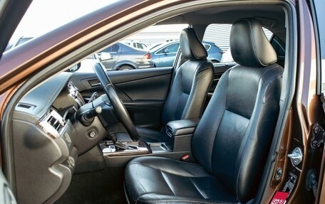 Toyota Camry, 2017 год, 2 195 000 рублей, 11 фотография