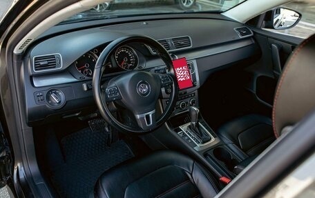 Volkswagen Passat B7, 2013 год, 1 095 000 рублей, 13 фотография