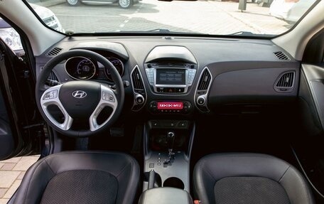 Hyundai ix35 I рестайлинг, 2011 год, 995 000 рублей, 16 фотография