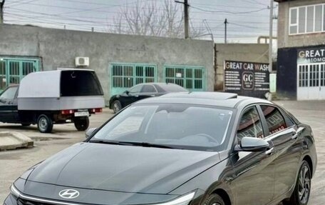 Hyundai Elantra, 2023 год, 1 850 000 рублей, 4 фотография