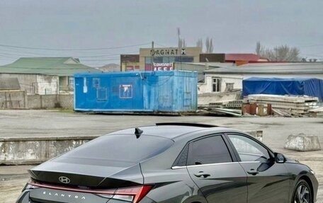 Hyundai Elantra, 2023 год, 1 850 000 рублей, 8 фотография