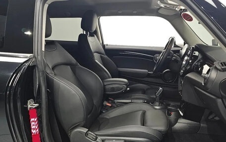 MINI Hatch, 2022 год, 1 947 000 рублей, 9 фотография