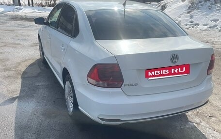 Volkswagen Polo VI (EU Market), 2015 год, 430 000 рублей, 3 фотография