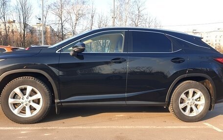 Lexus RX IV рестайлинг, 2017 год, 3 830 000 рублей, 2 фотография