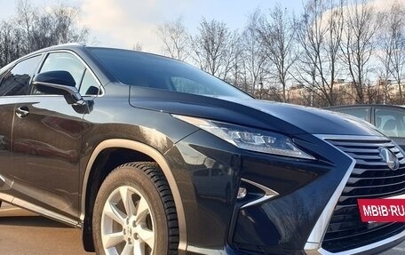 Lexus RX IV рестайлинг, 2017 год, 3 830 000 рублей, 8 фотография