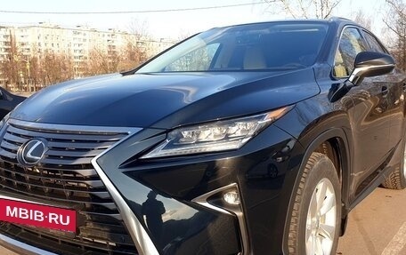 Lexus RX IV рестайлинг, 2017 год, 3 830 000 рублей, 4 фотография