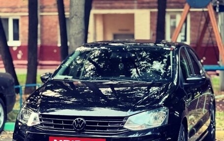 Volkswagen Polo VI (EU Market), 2019 год, 1 085 000 рублей, 2 фотография