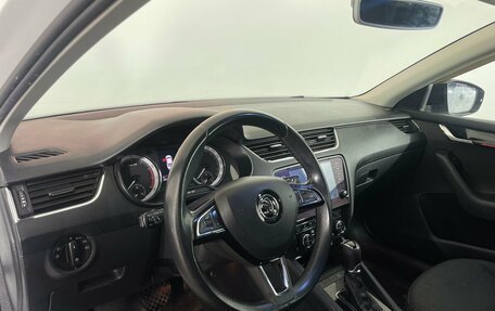 Skoda Octavia, 2017 год, 1 530 000 рублей, 10 фотография